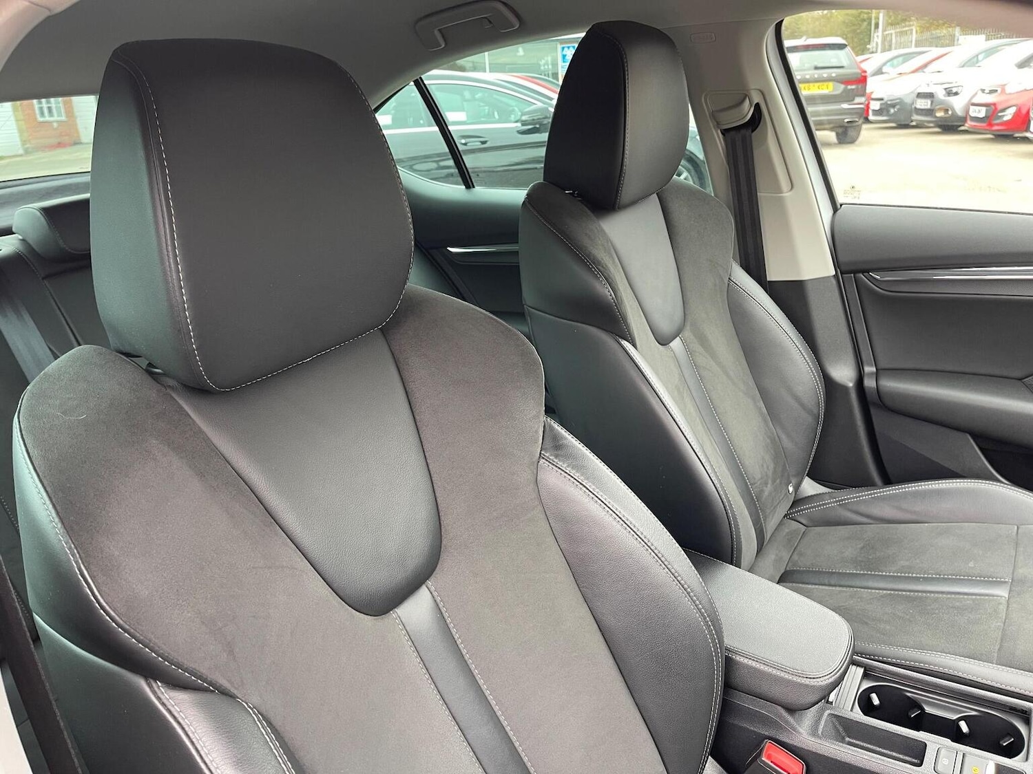 Used Skoda Octavia 2020 for sale - 76713086: Photo 16