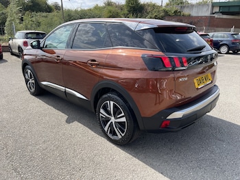 Used Peugeot 3008 2018 for sale - 79360129: Photo