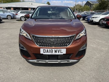 Used Peugeot 3008 2018 for sale - 79360129: Photo
