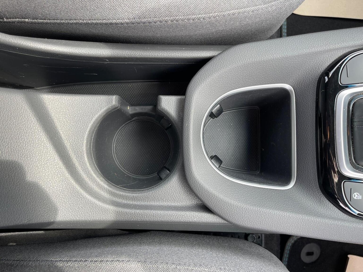 Used Hyundai IONIQ 2019 for sale - 76712611: Photo 48