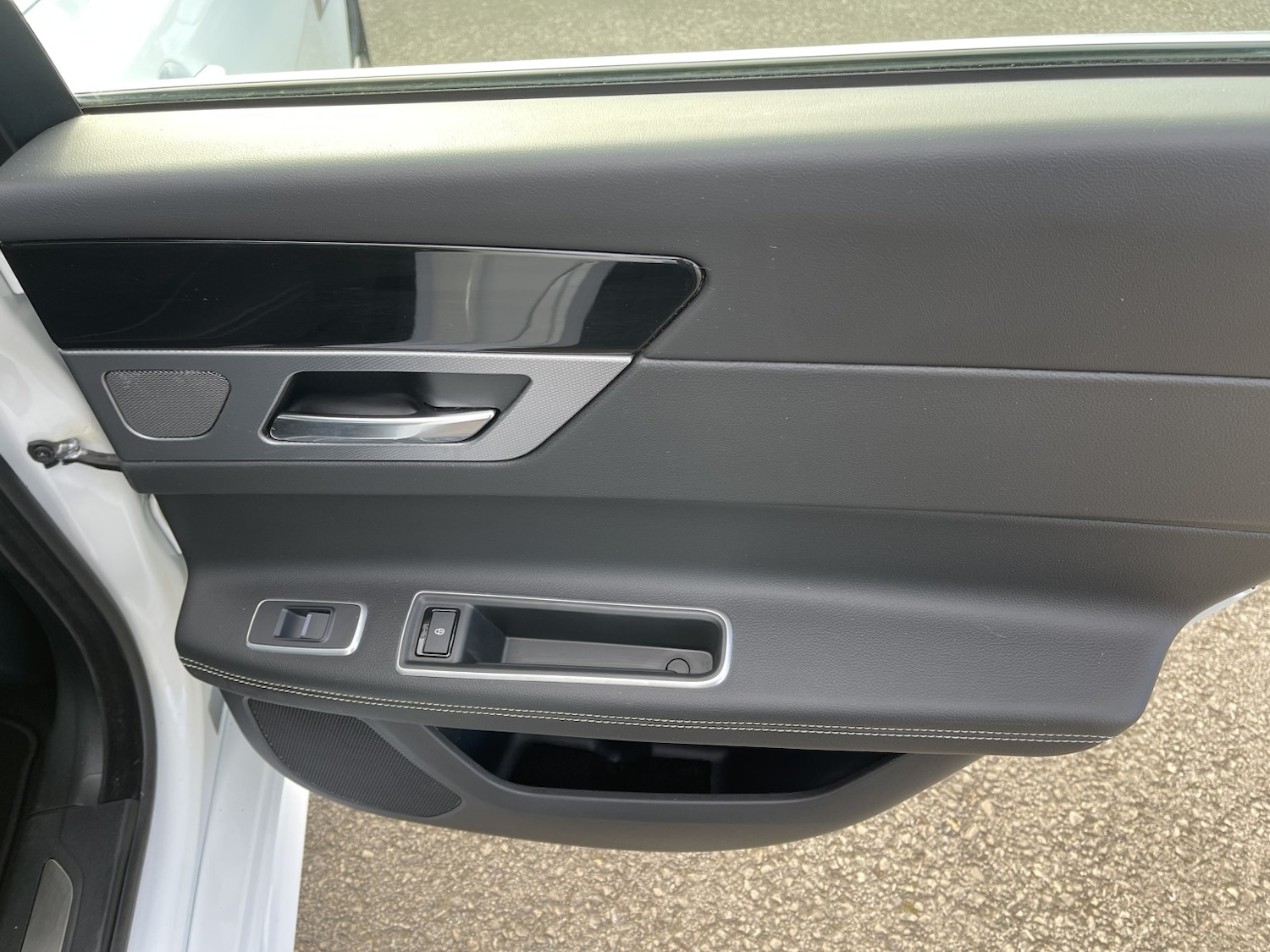 Used Jaguar XF 2018 for sale - 77735821: Photo 18