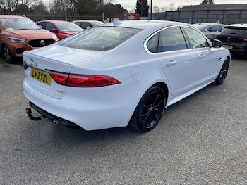 Used Jaguar XF 2018 for sale - 77735821: Photo