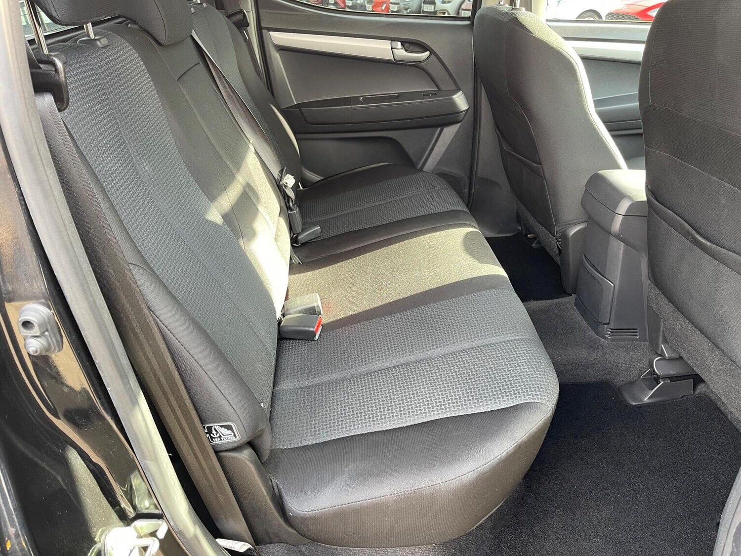 Used Isuzu D-Max 2015 for sale - 76712712: Photo 20