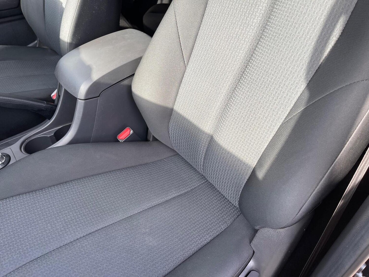 Used Isuzu D-Max 2015 for sale - 76712712: Photo 27