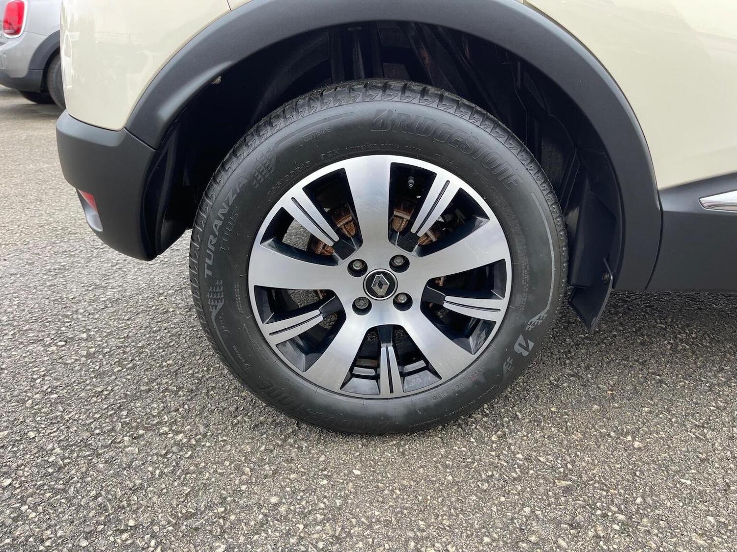 Used Renault Captur 2018 for sale - 76712607: Photo 12