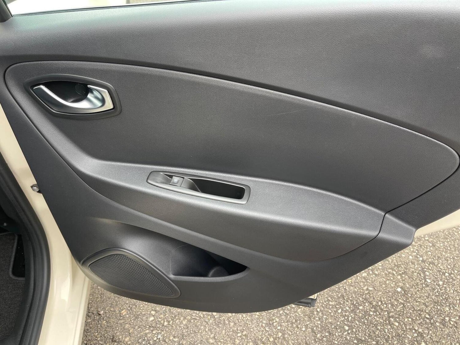 Used Renault Captur 2018 for sale - 76712607: Photo 25