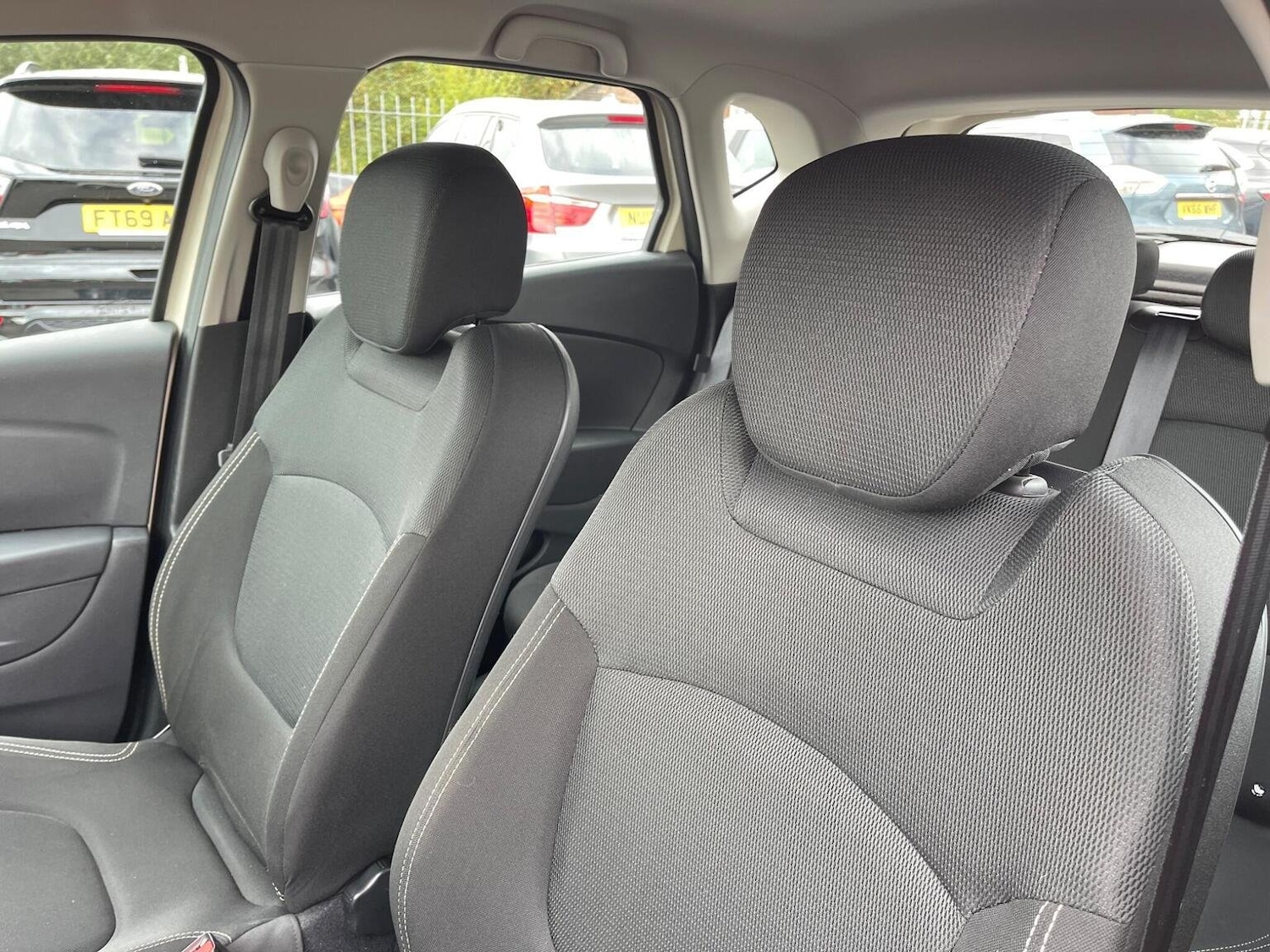 Used Renault Captur 2018 for sale - 76712607: Photo 30