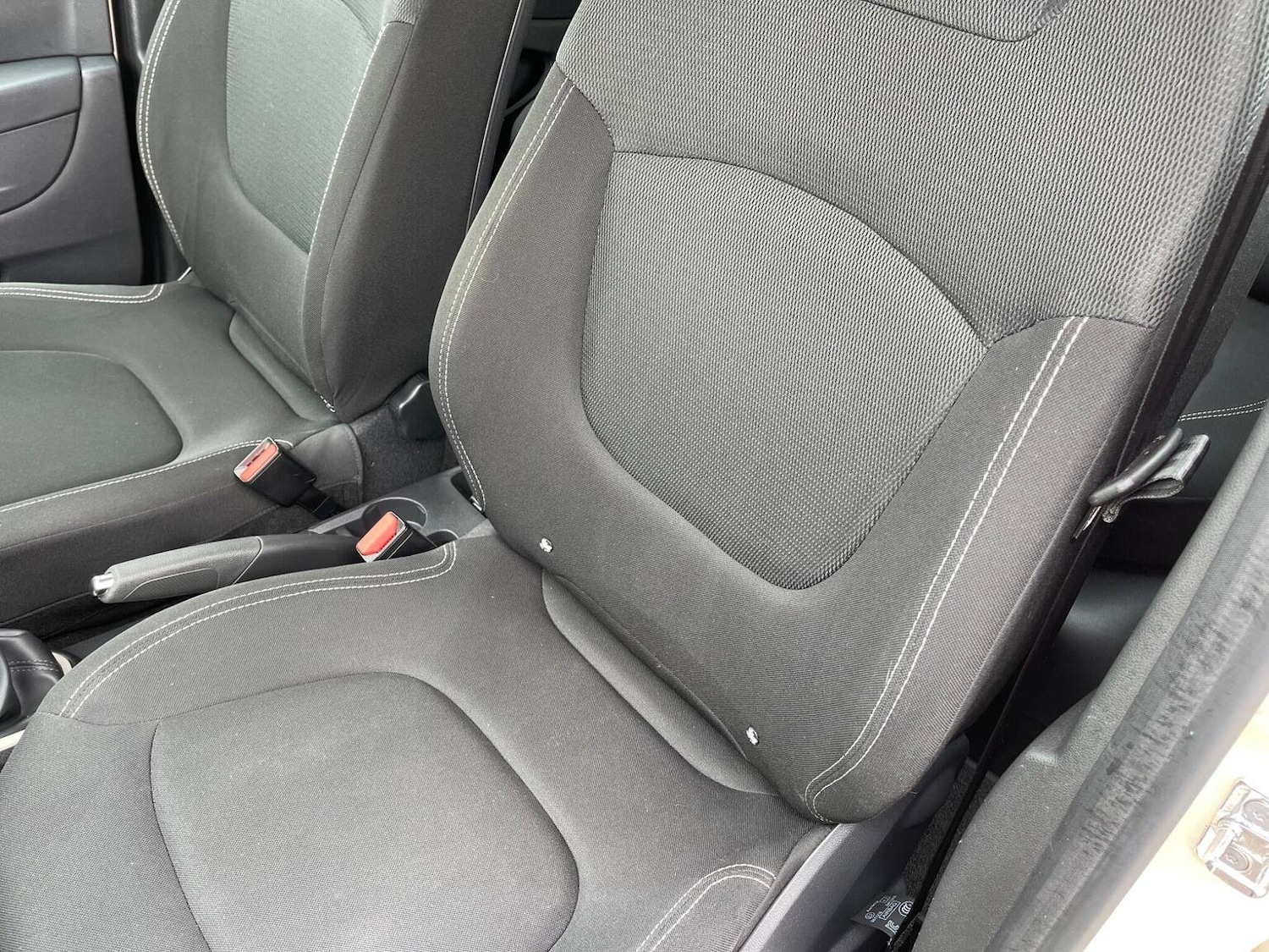 Used Renault Captur 2018 for sale - 76712607: Photo 31