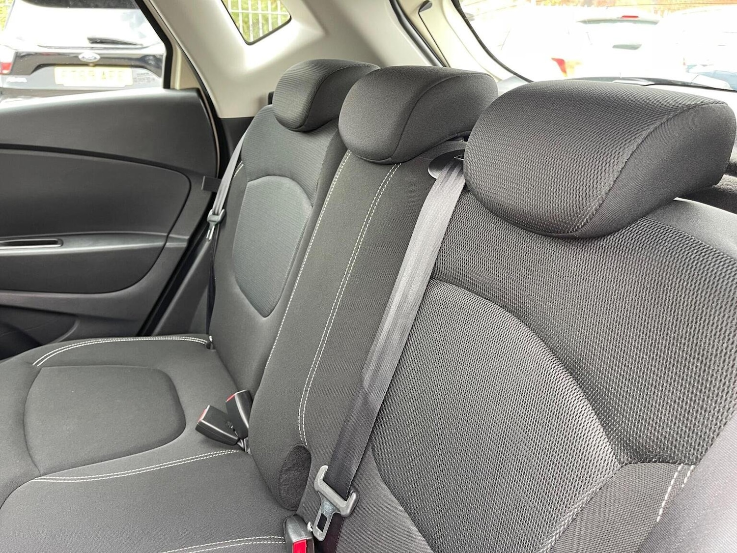 Used Renault Captur 2018 for sale - 76712607: Photo 32