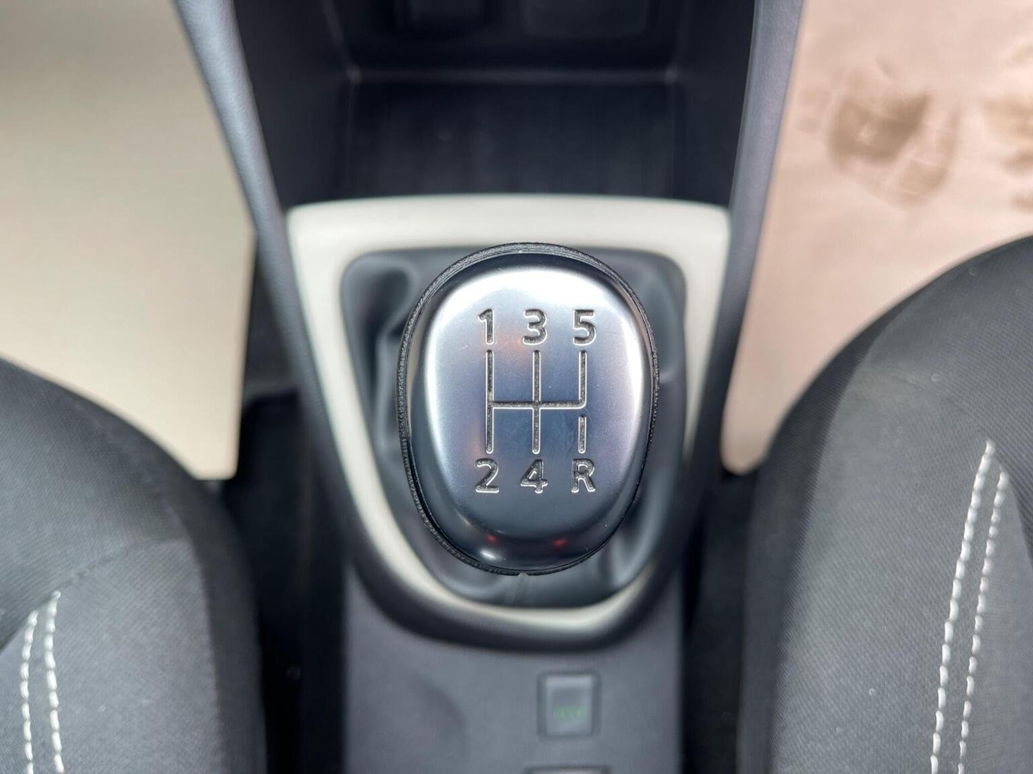 Used Renault Captur 2018 for sale - 76712607: Photo 45