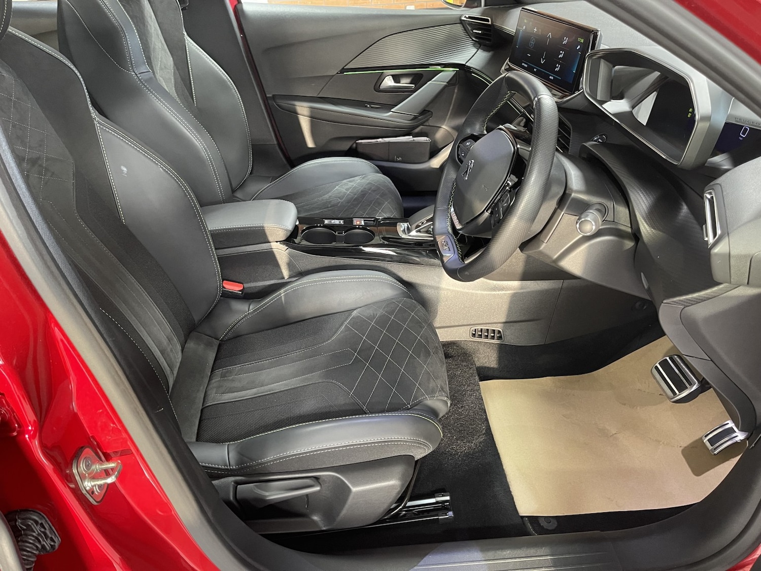 Used Peugeot 208 2022 for sale - 77766449: Photo 14