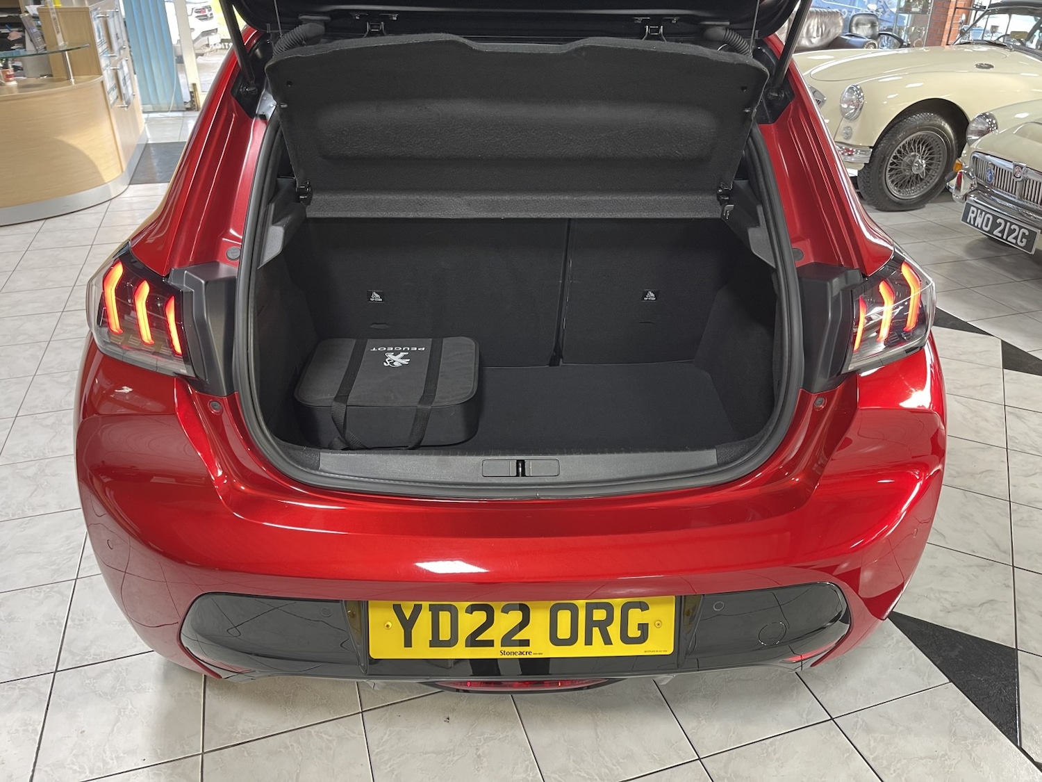 Used Peugeot 208 2022 for sale - 77766449: Photo 9