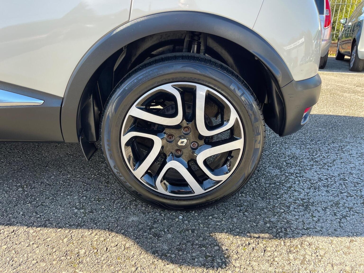 Used Renault Captur 2015 for sale - 76713028: Photo 11