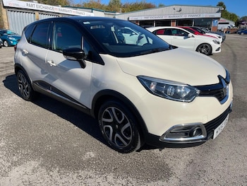 Used Renault Captur 2015 for sale - 76713028: Photo