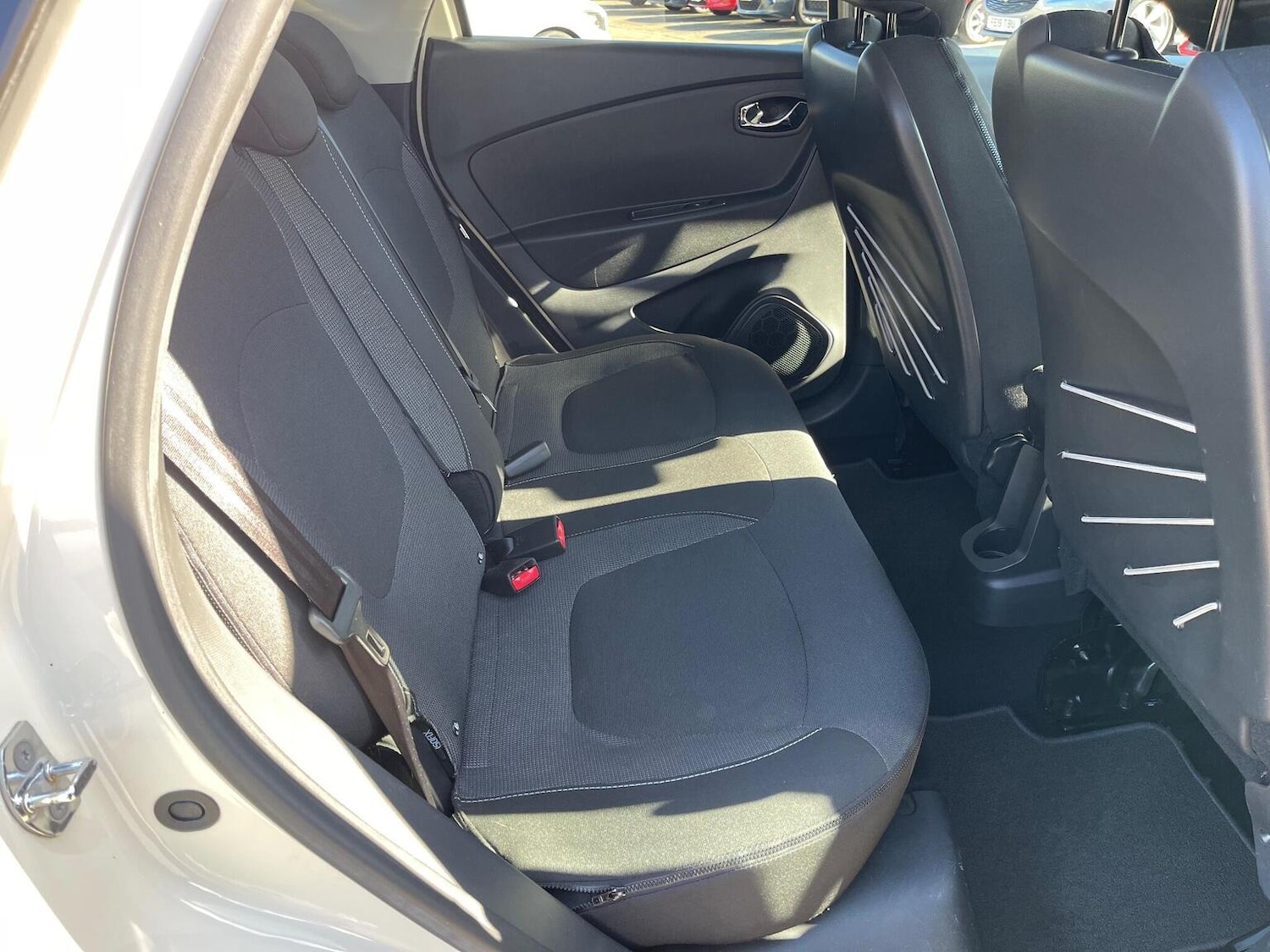 Used Renault Captur 2015 for sale - 76713028: Photo 21