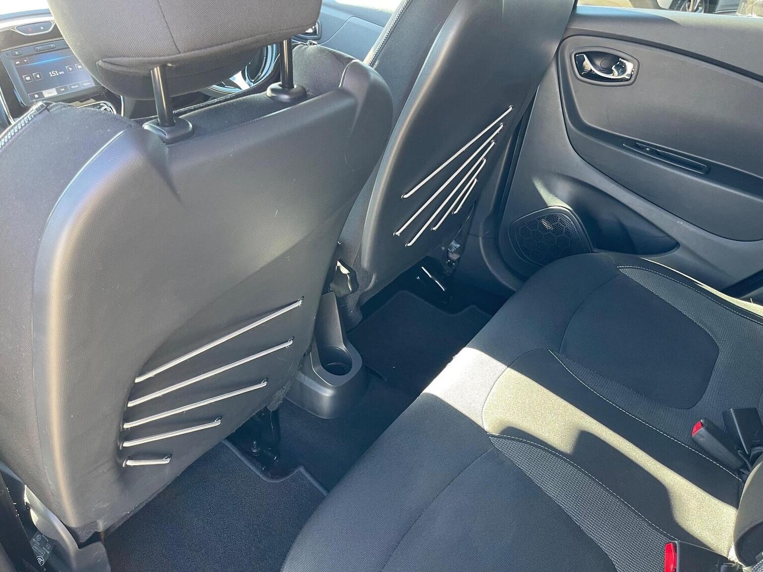 Used Renault Captur 2015 for sale - 76713028: Photo 26