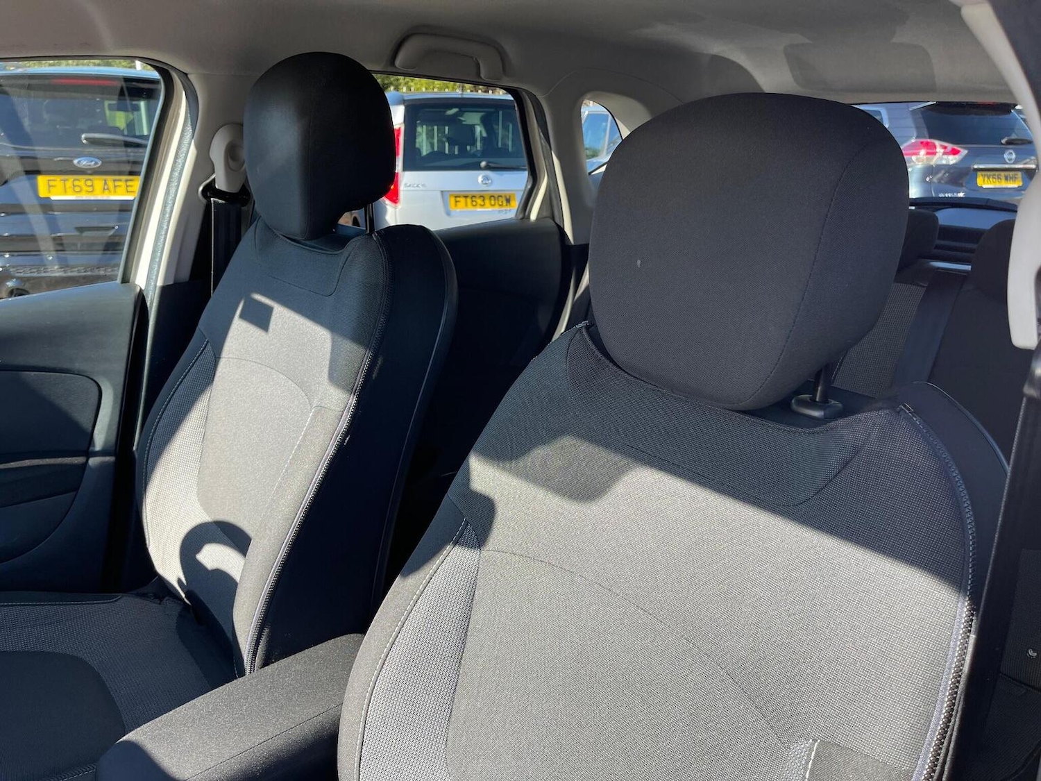 Used Renault Captur 2015 for sale - 76713028: Photo 27