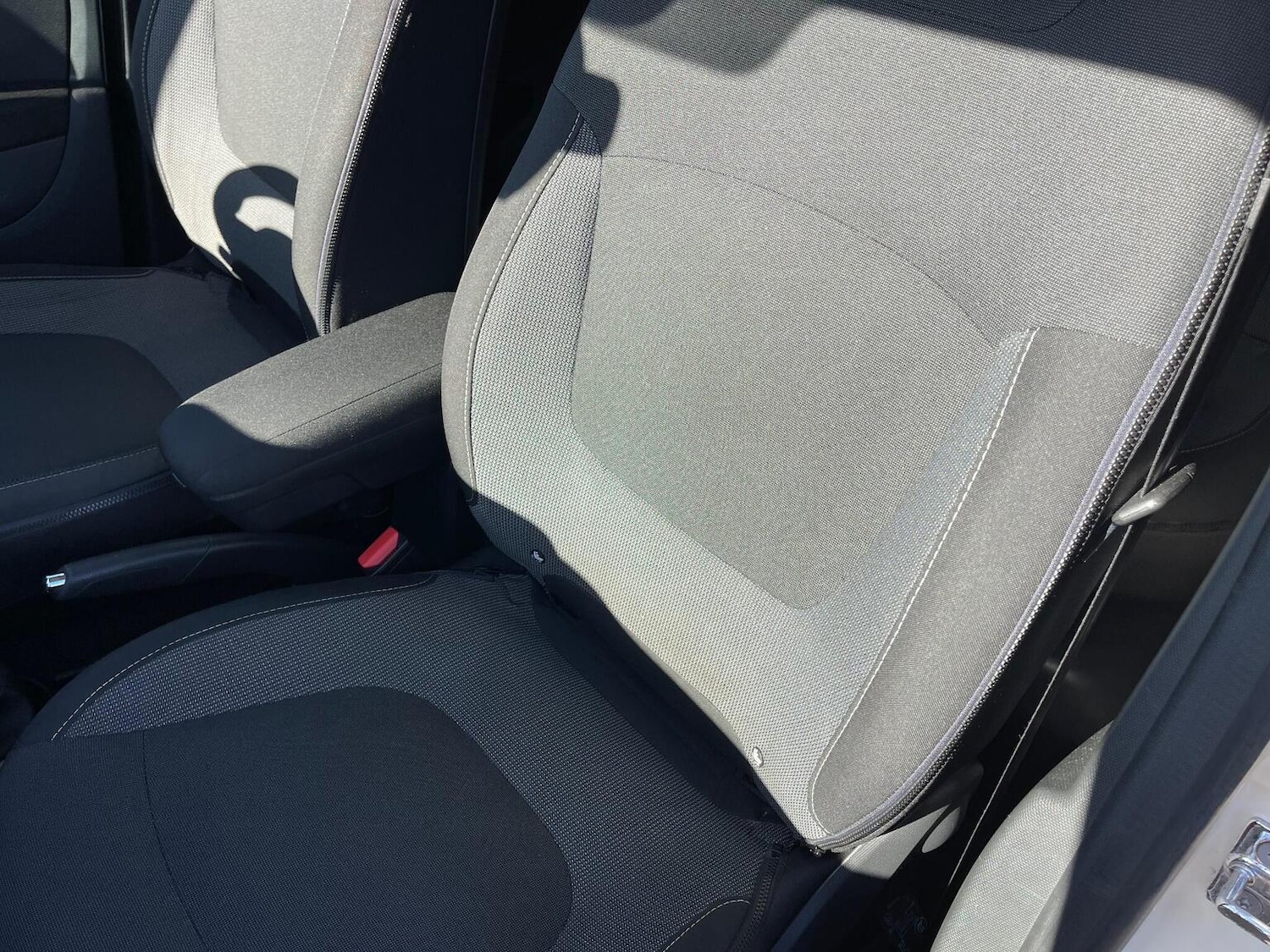 Used Renault Captur 2015 for sale - 76713028: Photo 28