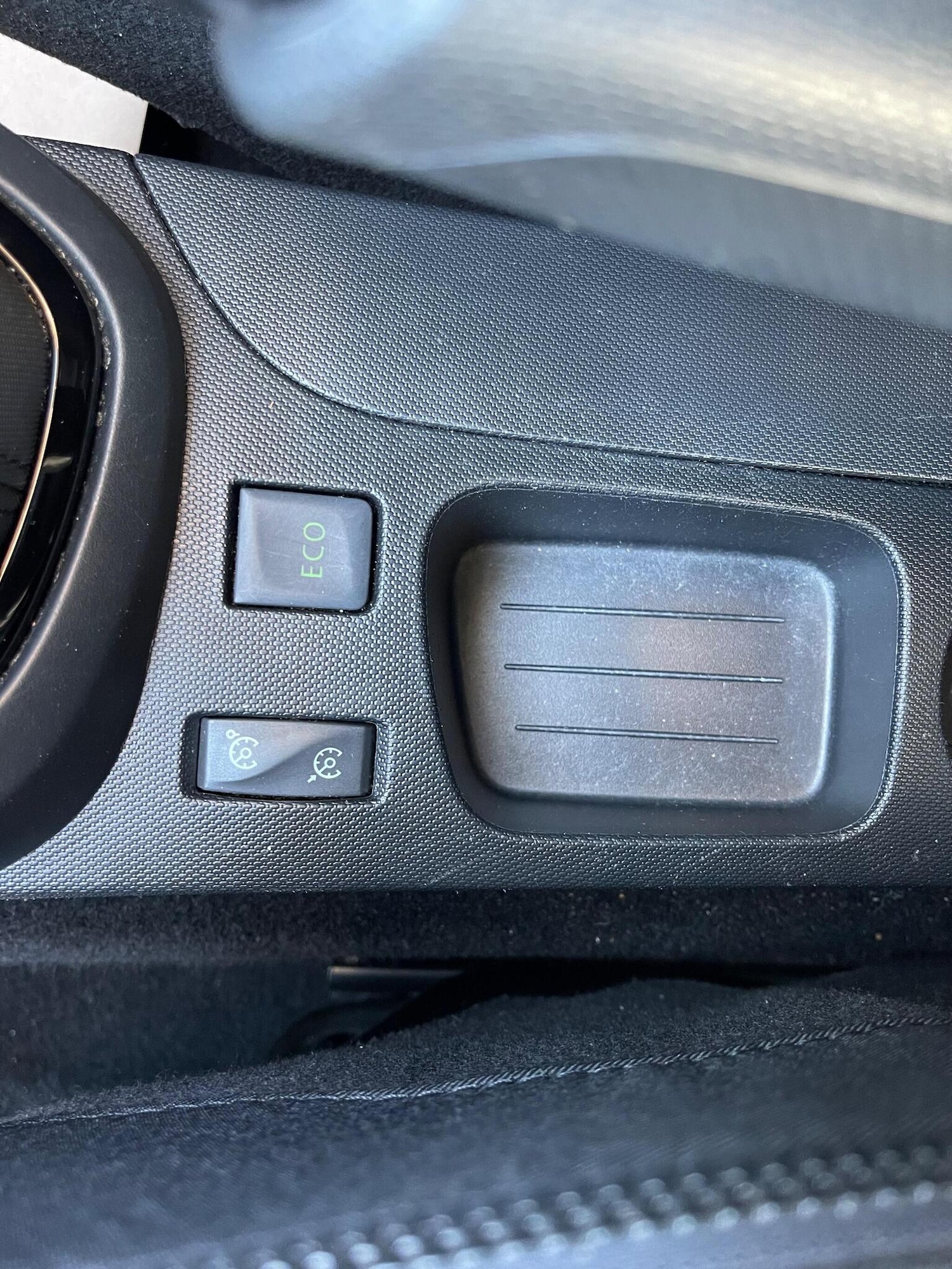 Used Renault Captur 2015 for sale - 76713028: Photo 41