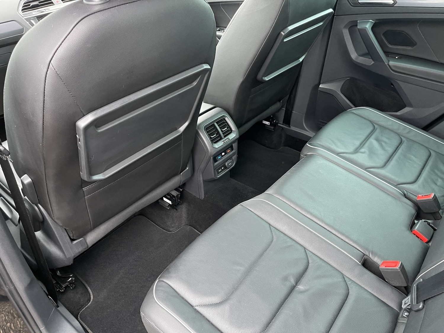 Used Volkswagen Tiguan 2019 for sale - 76982770: Photo 29