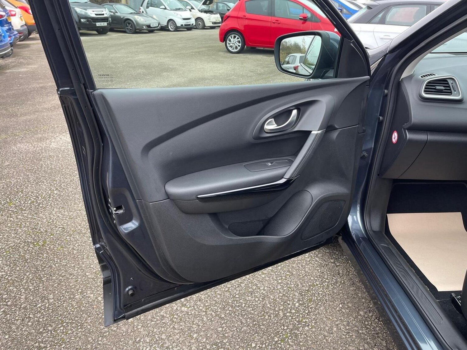 Used Renault Kadjar 2019 for sale - 76712836: Photo 23