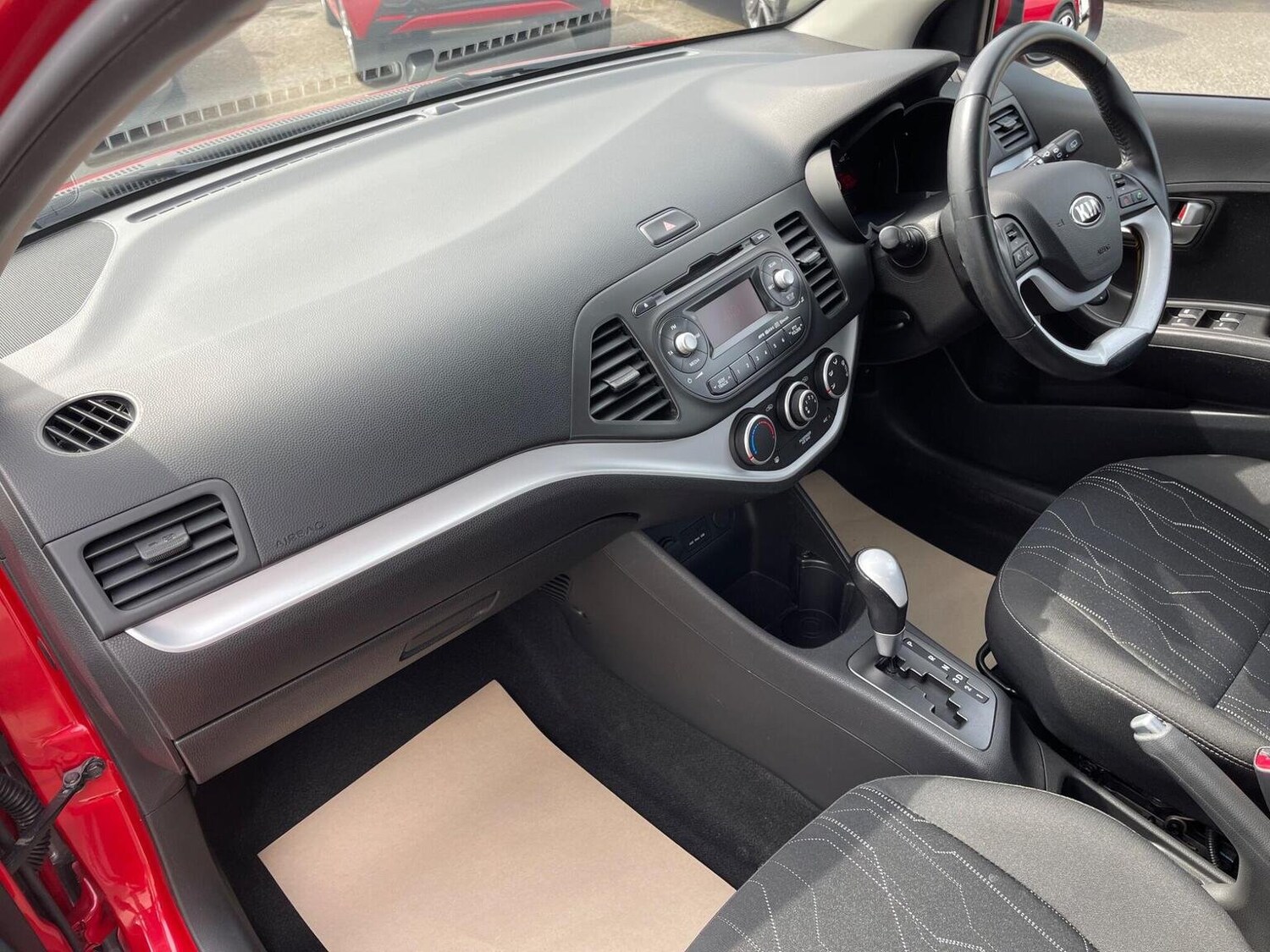 Used Kia Picanto 2014 for sale - 76712602: Photo 26