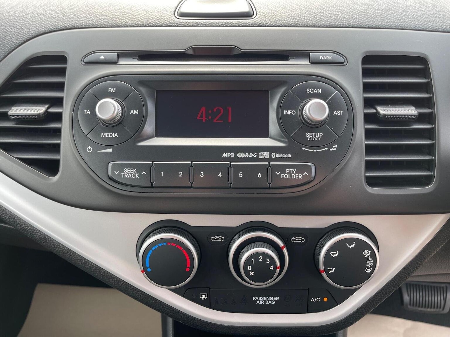 Used Kia Picanto 2014 for sale - 77162188: Photo 39