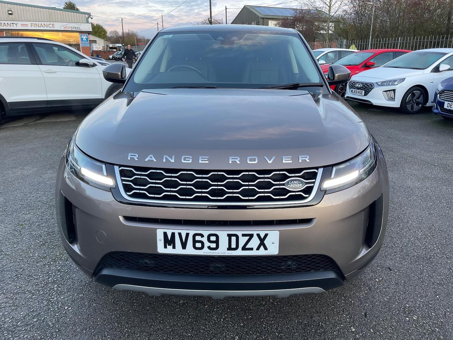 Used Land Rover Range Rover Evoque 2019 for sale - 76963353: Photo 2