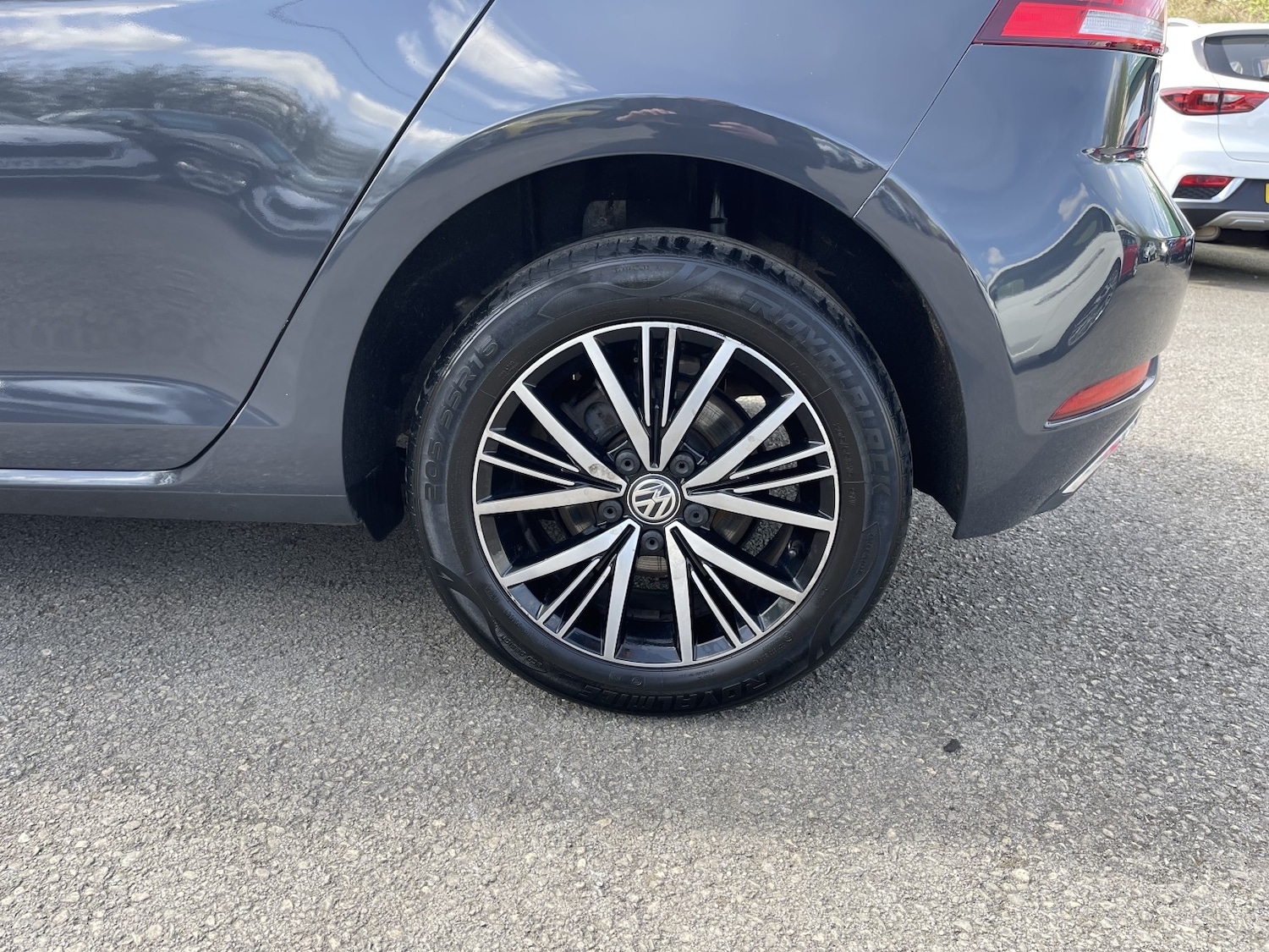 Used Volkswagen Golf 2018 for sale - 78201894: Photo 11