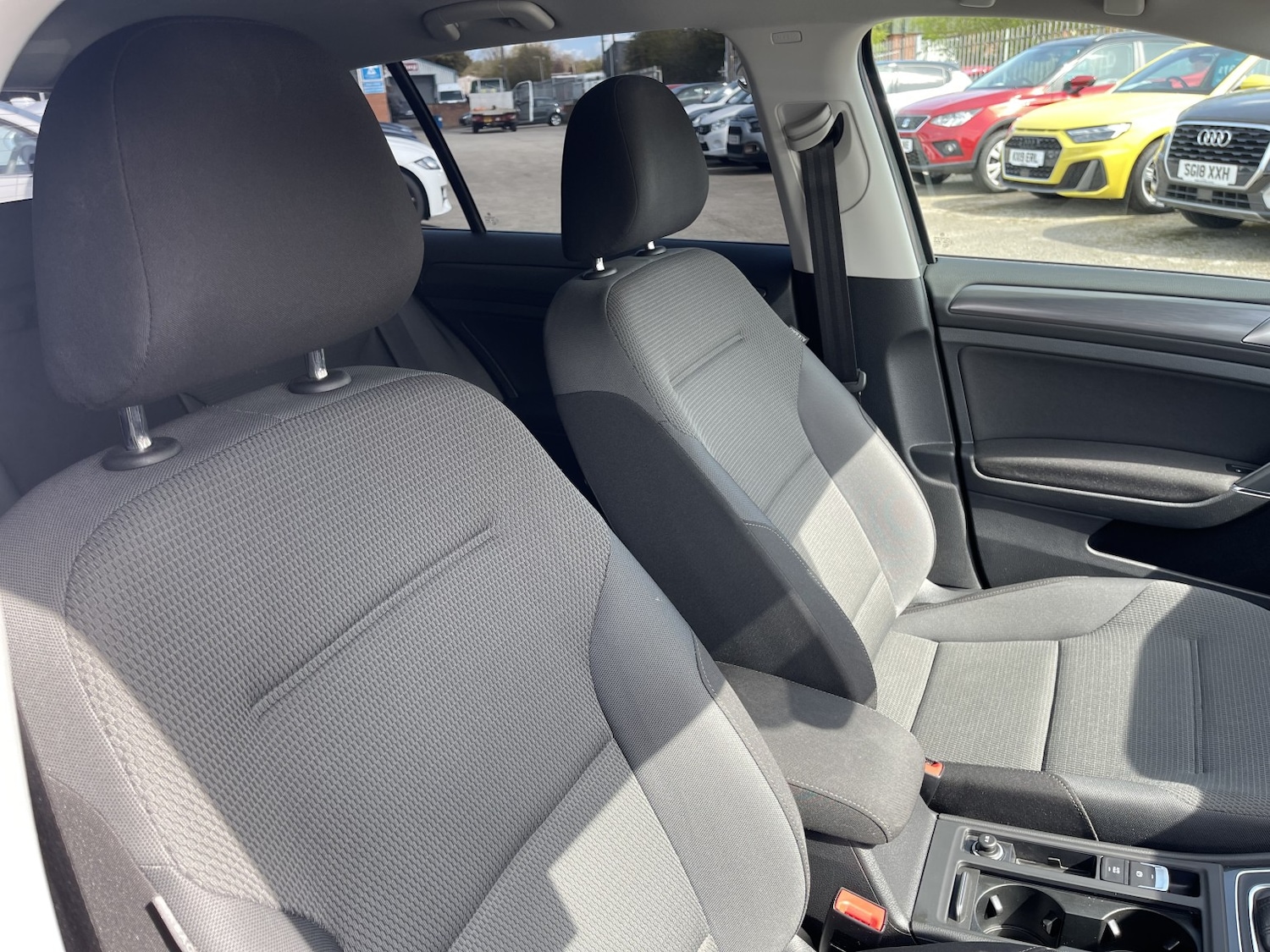 Used Volkswagen Golf 2018 for sale - 78201894: Photo 18