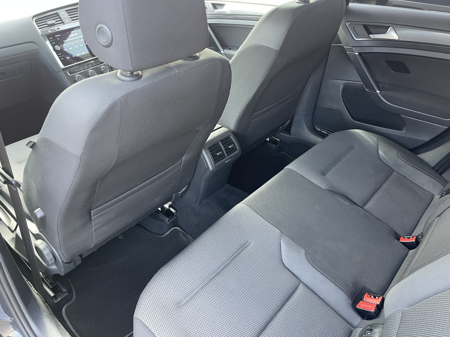 Used Volkswagen Golf 2018 for sale - 78201894: Photo 26