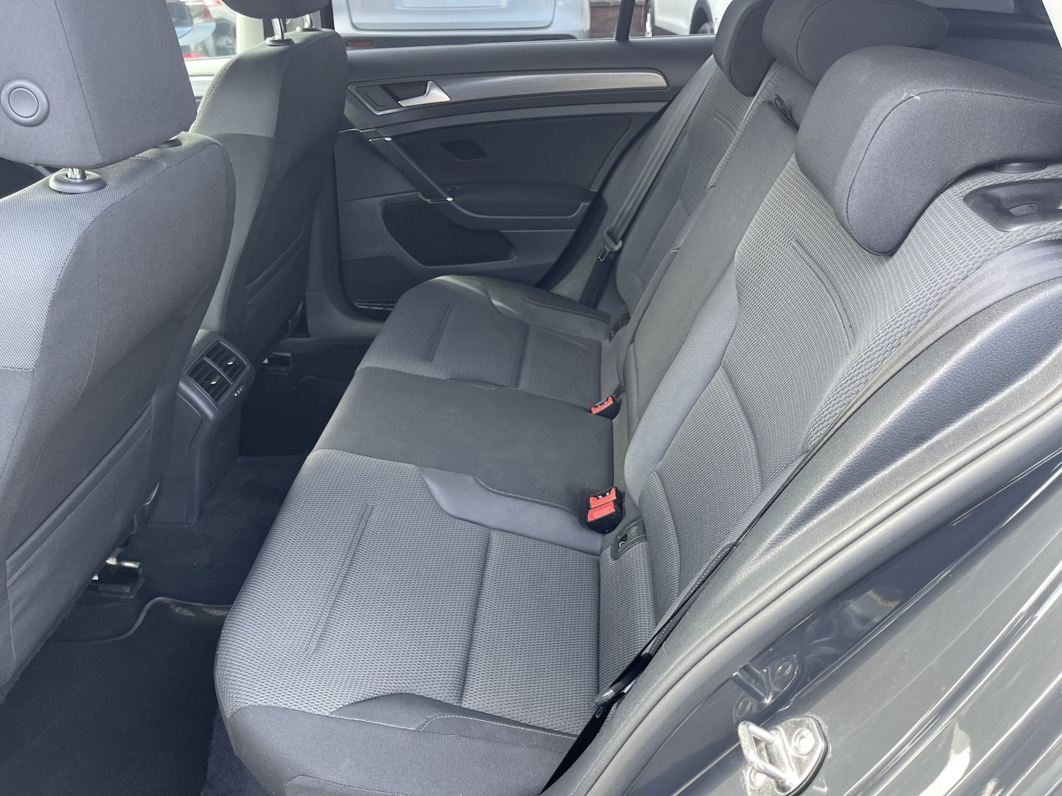 Used Volkswagen Golf 2018 for sale - 78201894: Photo 30