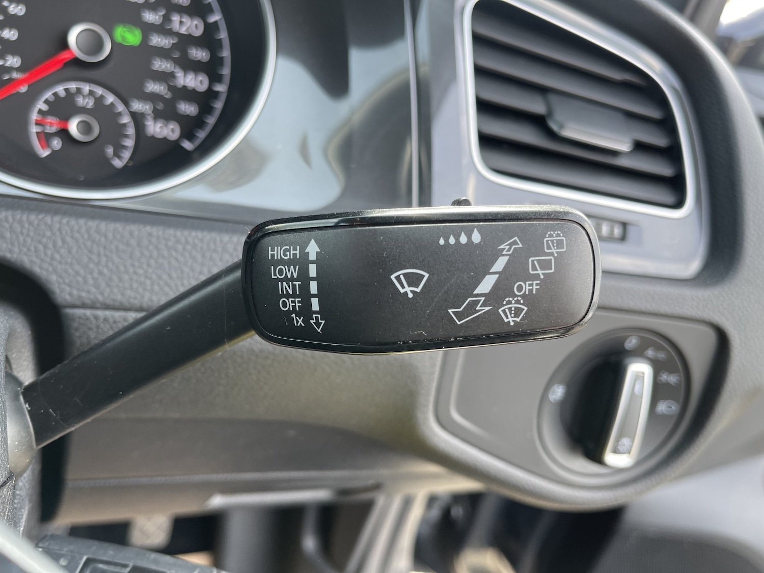 Used Volkswagen Golf 2018 for sale - 78201894: Photo 36