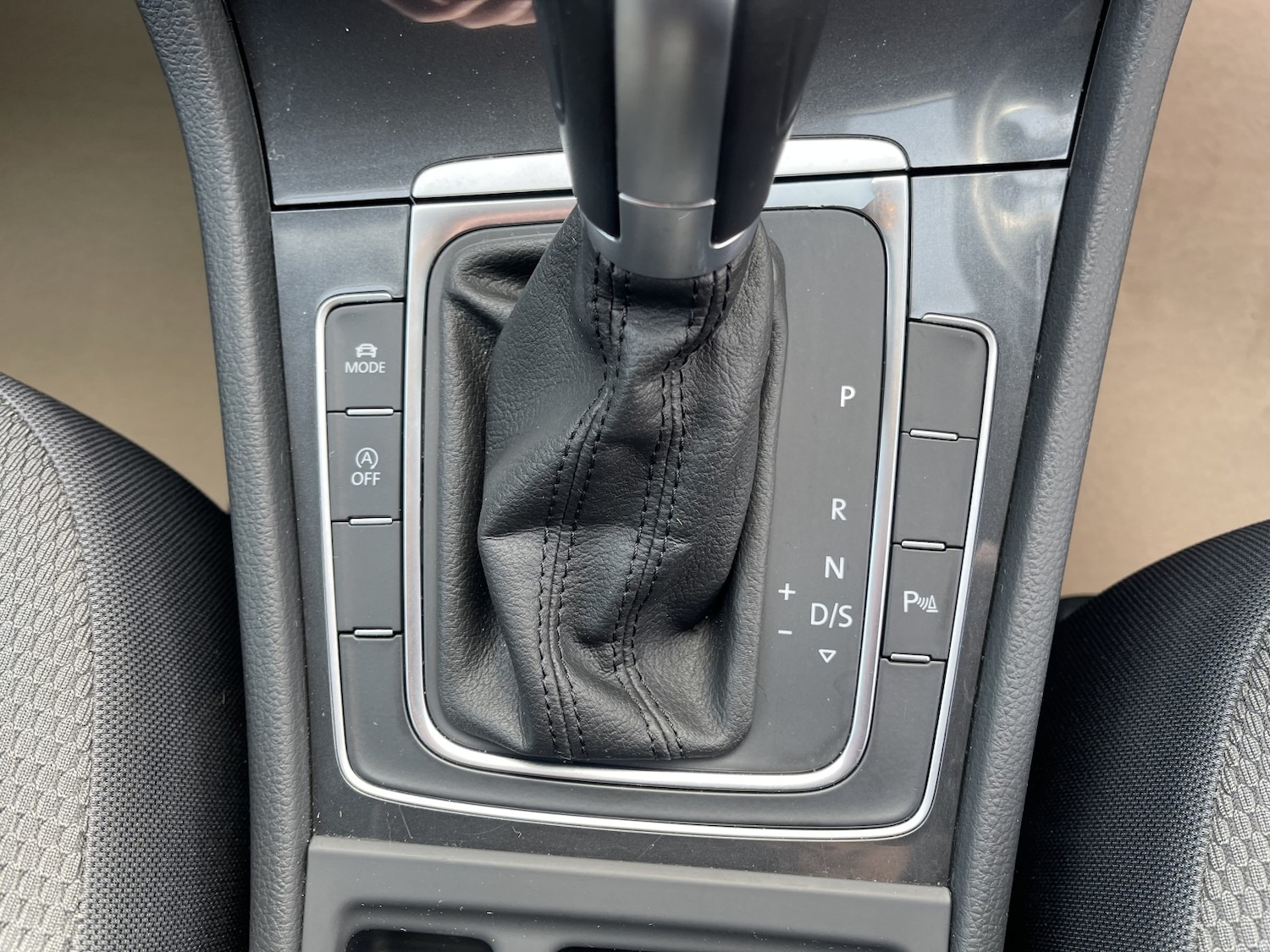 Used Volkswagen Golf 2018 for sale - 78201894: Photo 45