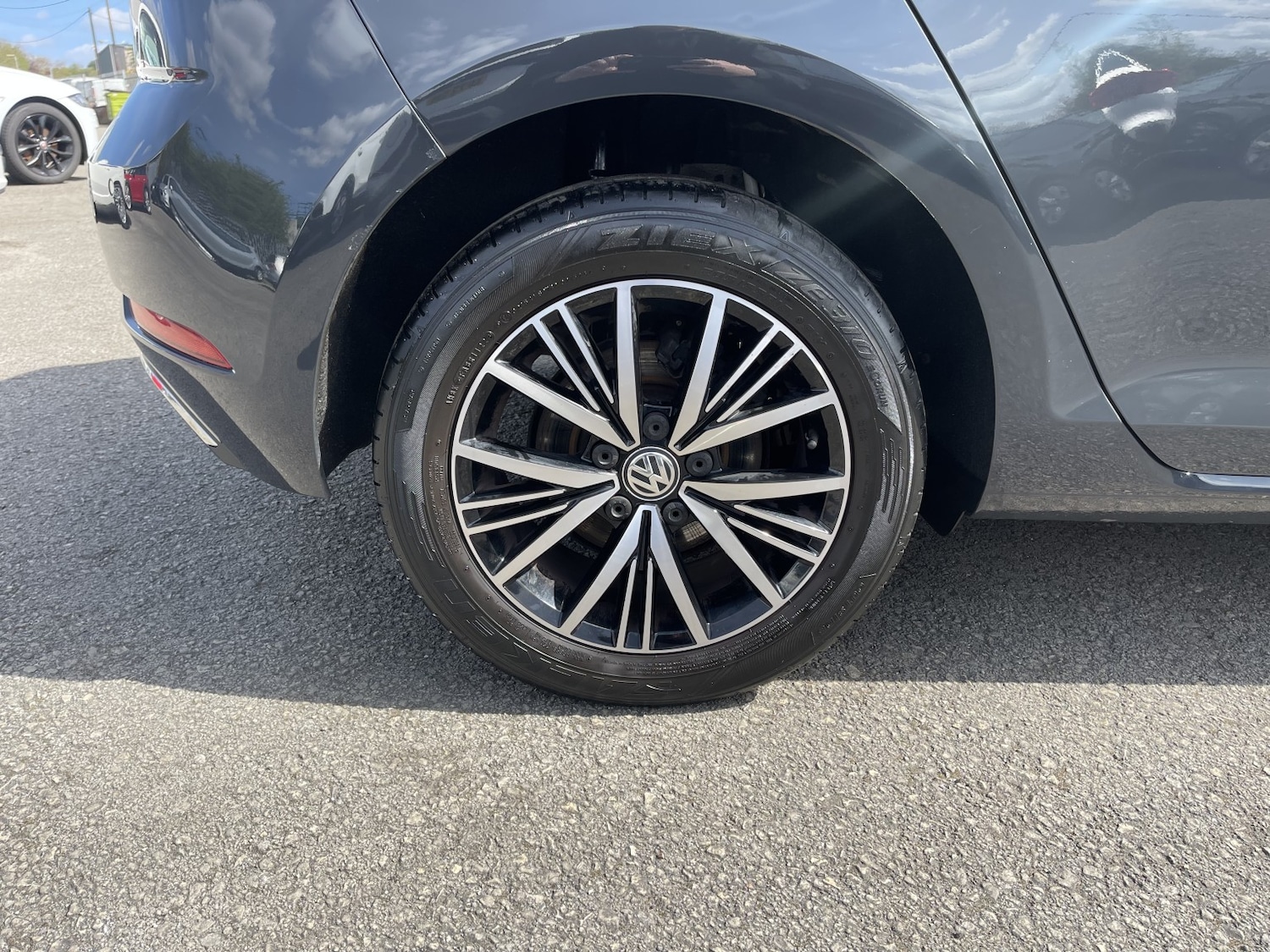 Used Volkswagen Golf 2018 for sale - 78201894: Photo 8