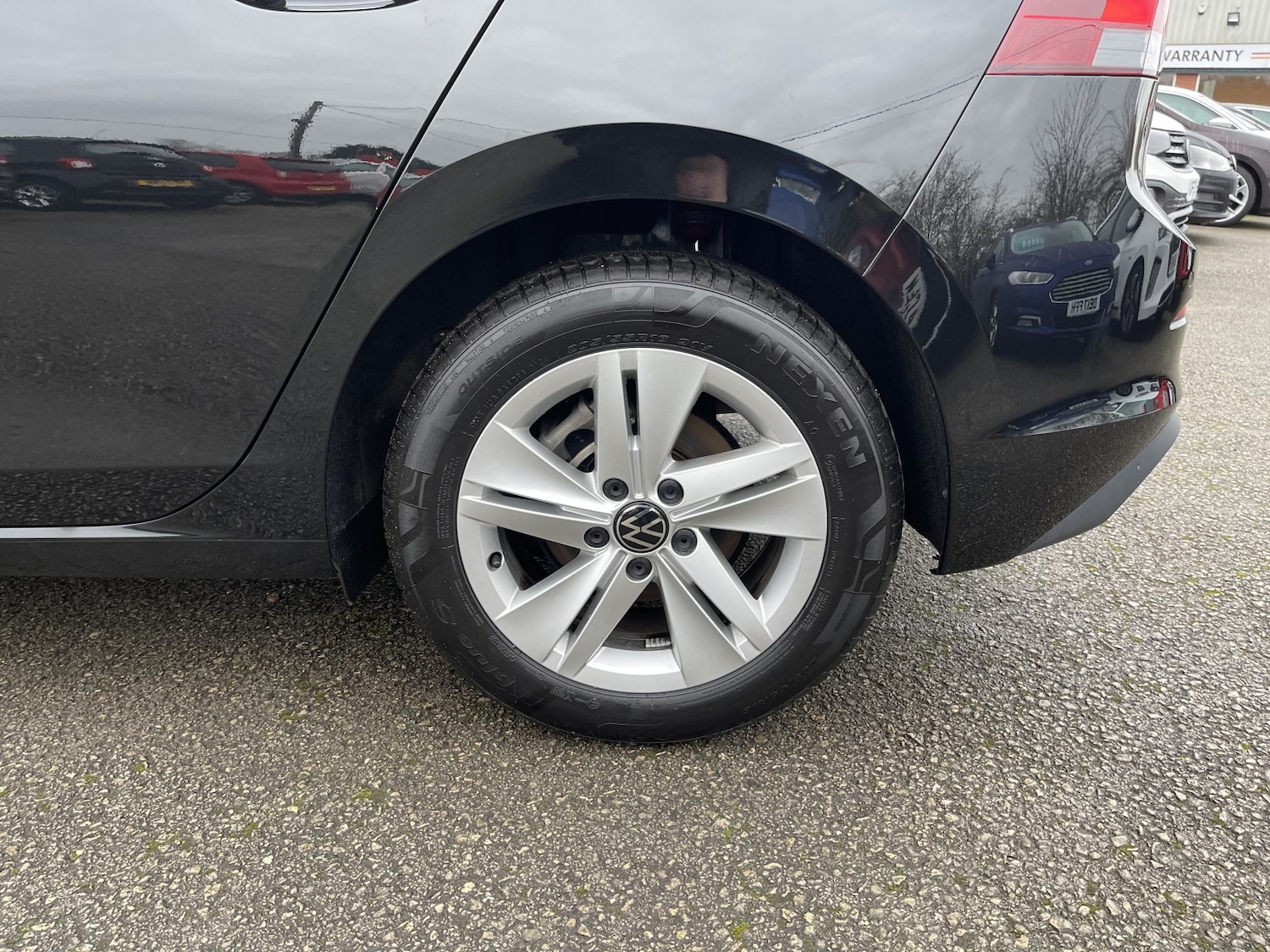 Used Volkswagen Golf 2024 for sale - 76982801: Photo 13