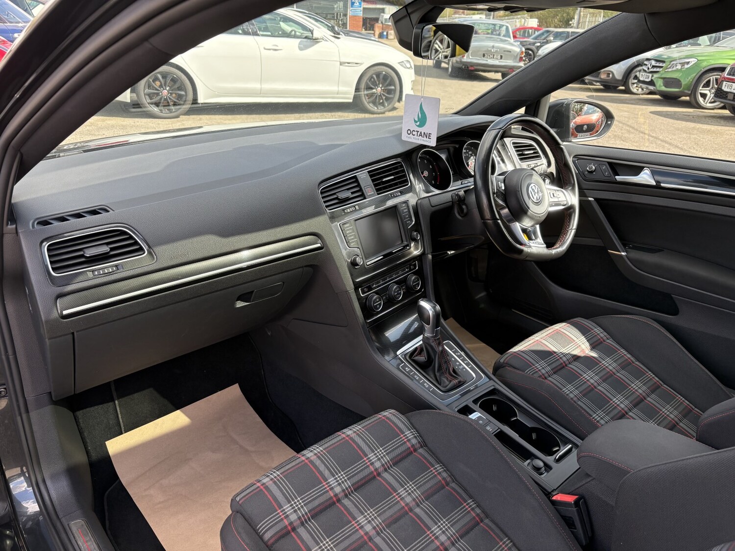 Used Volkswagen Golf 2017 for sale - 78112168: Photo 19