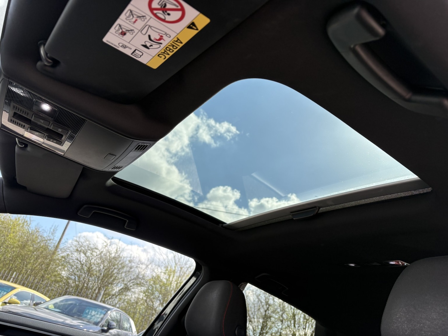 Used Volkswagen Golf 2017 for sale - 78112168: Photo 20