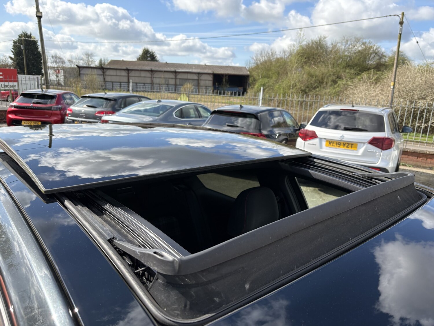 Used Volkswagen Golf 2017 for sale - 78112168: Photo 25