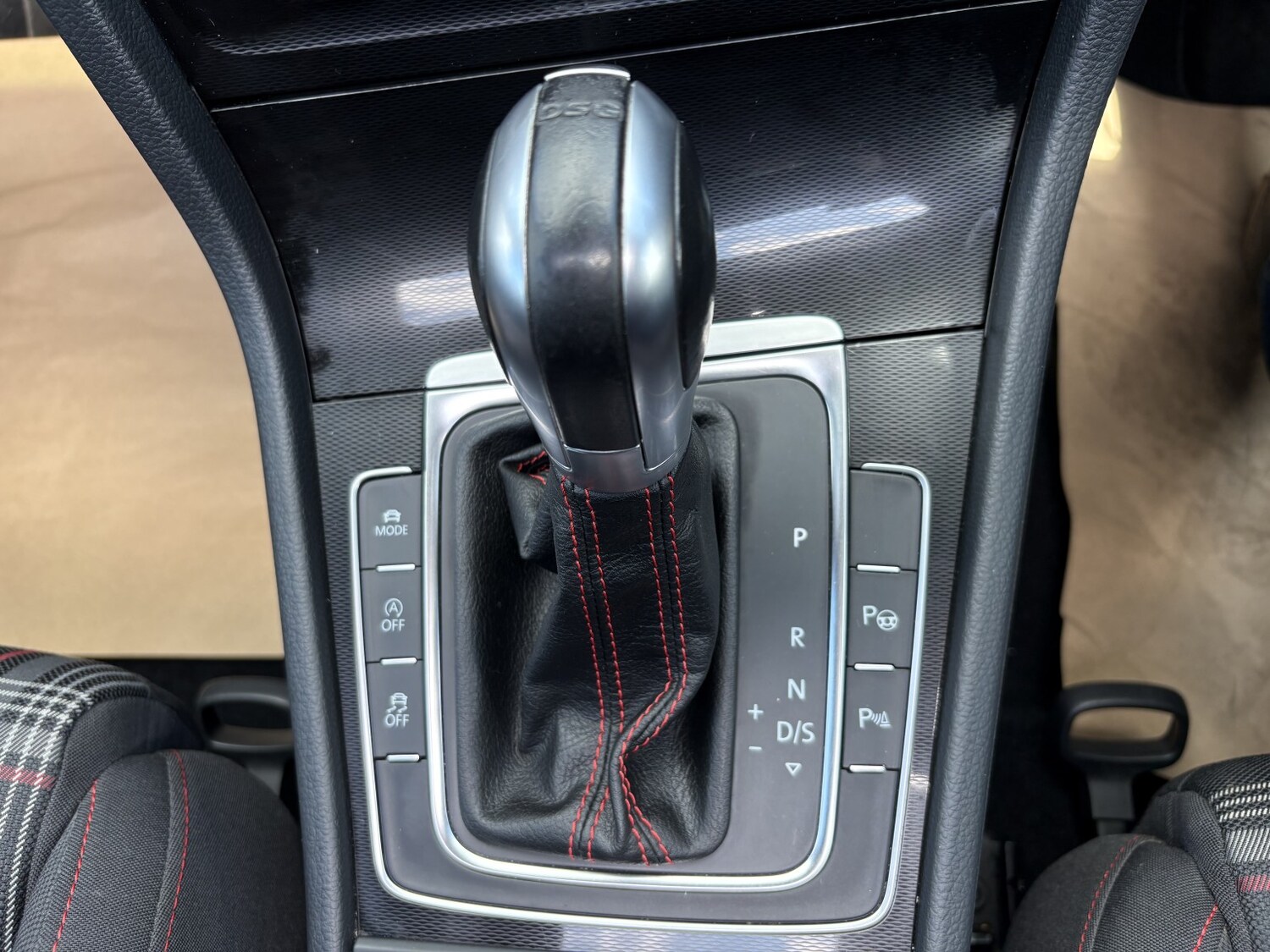 Used Volkswagen Golf 2017 for sale - 78112168: Photo 31