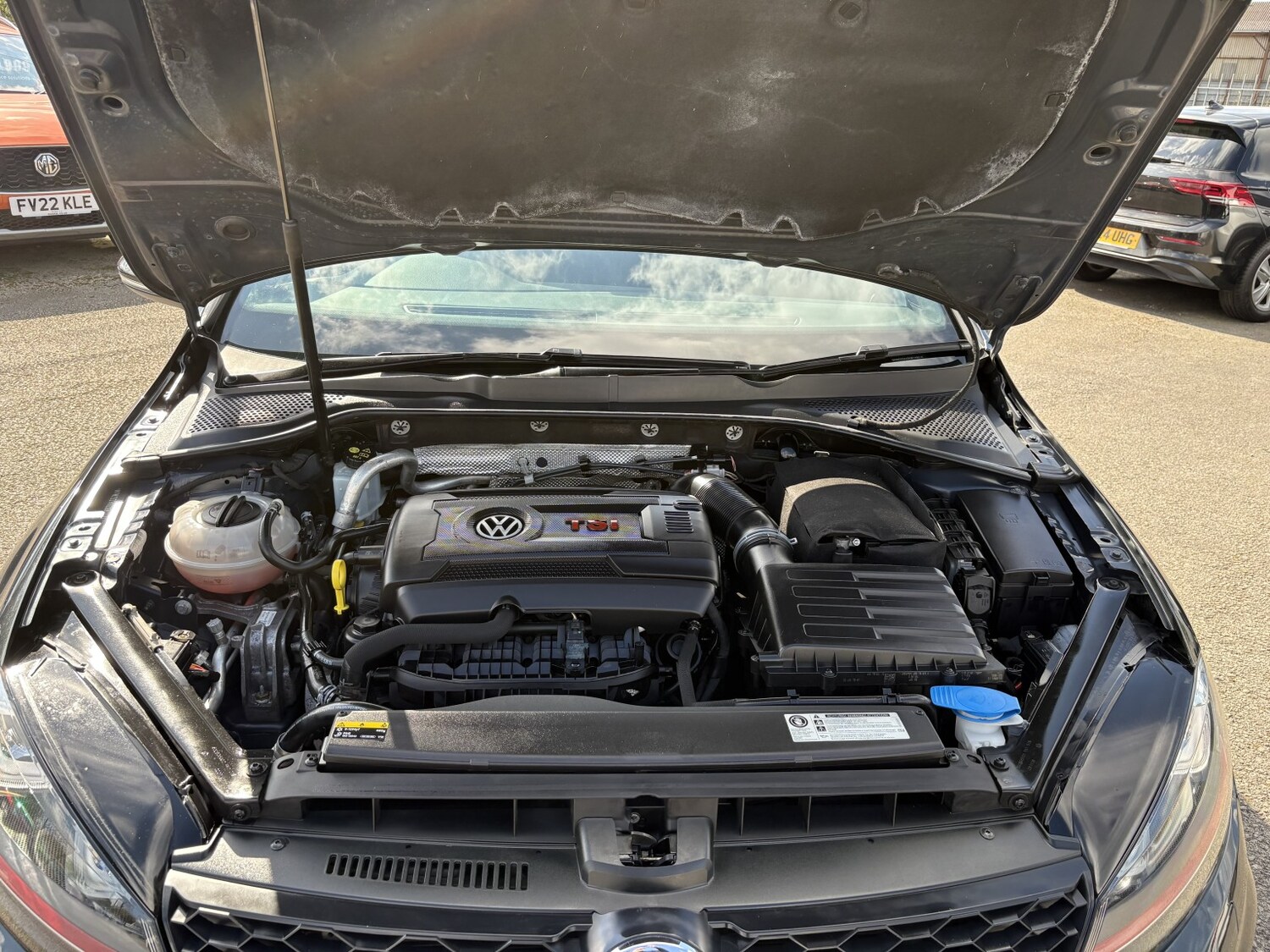 Used Volkswagen Golf 2017 for sale - 78112168: Photo 41