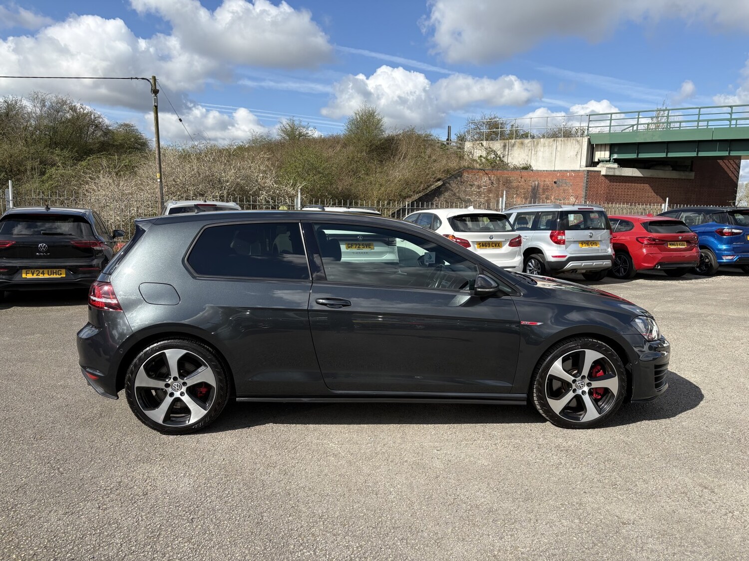 Used Volkswagen Golf 2017 for sale - 78112168: Photo 8