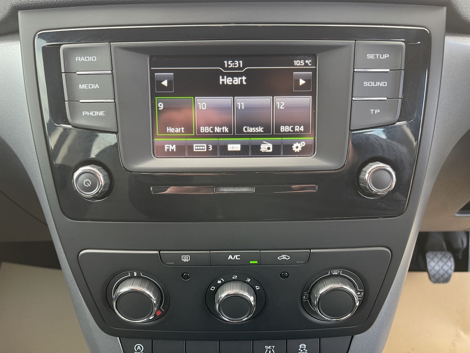 Used Skoda Yeti 2016 for sale - 77881133: Photo 37