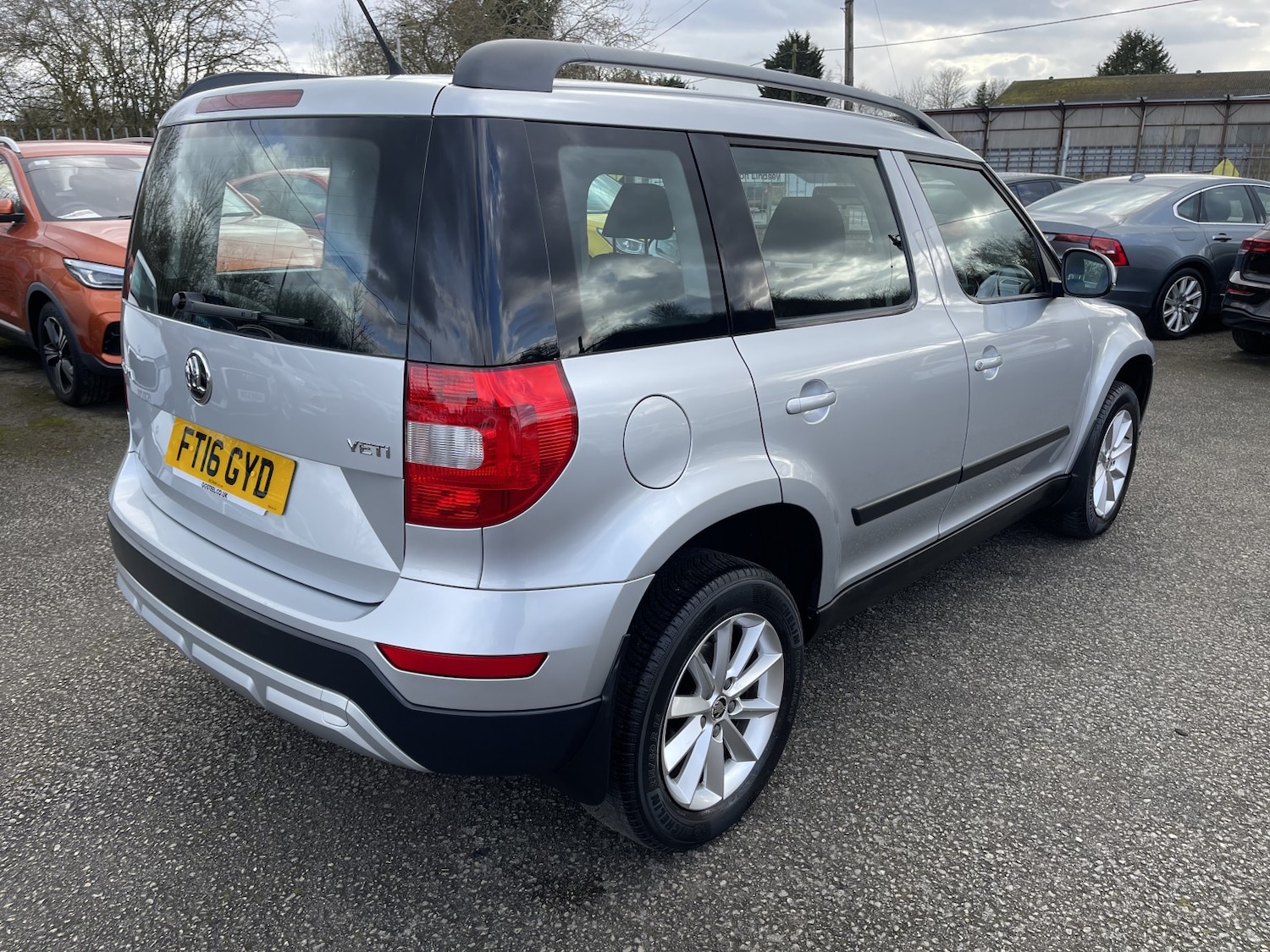 Used Skoda Yeti 2016 for sale - 77881133: Photo 4