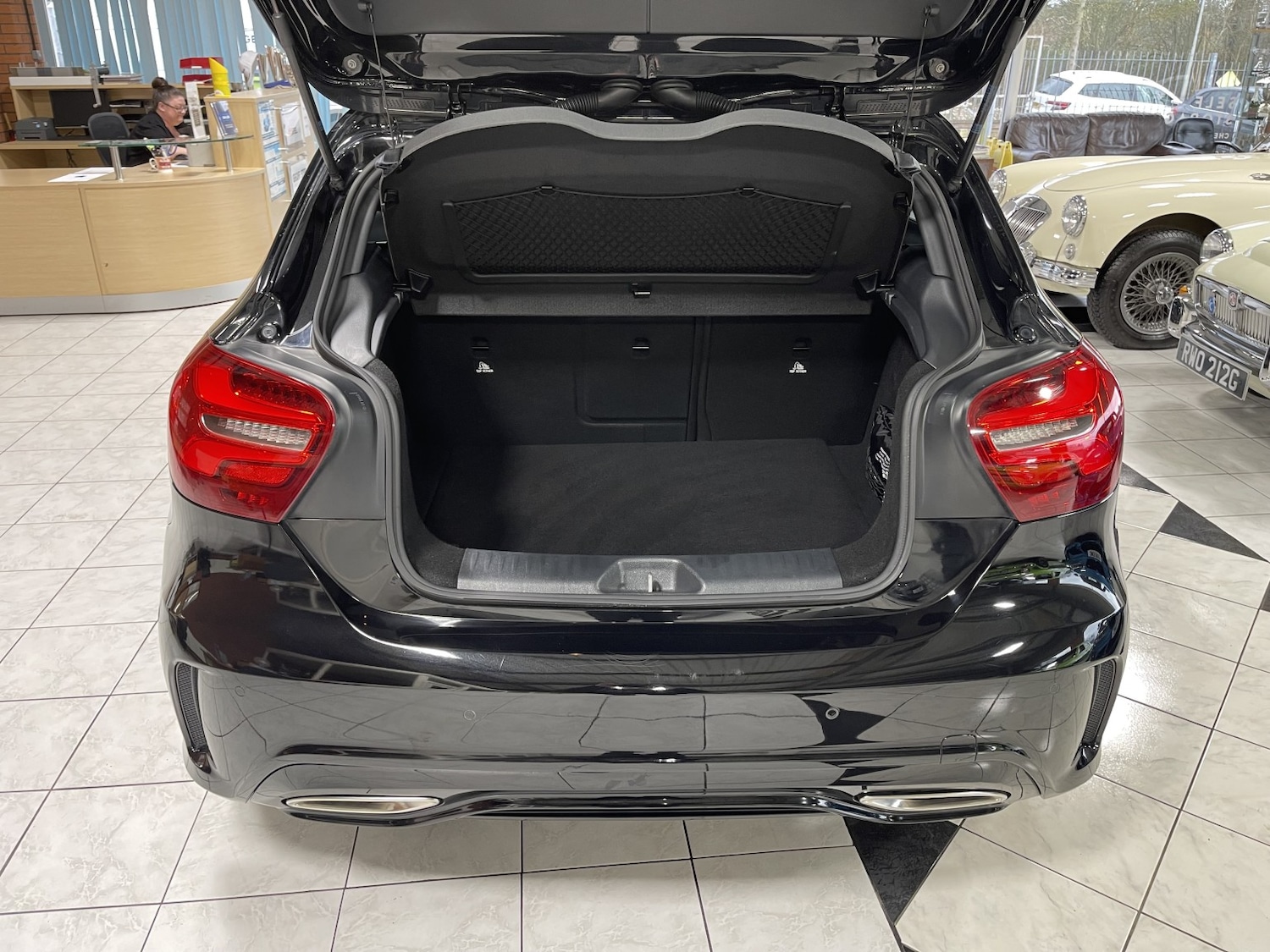 Used Mercedes-Benz A-Class 2016 for sale - 77851371: Photo 10