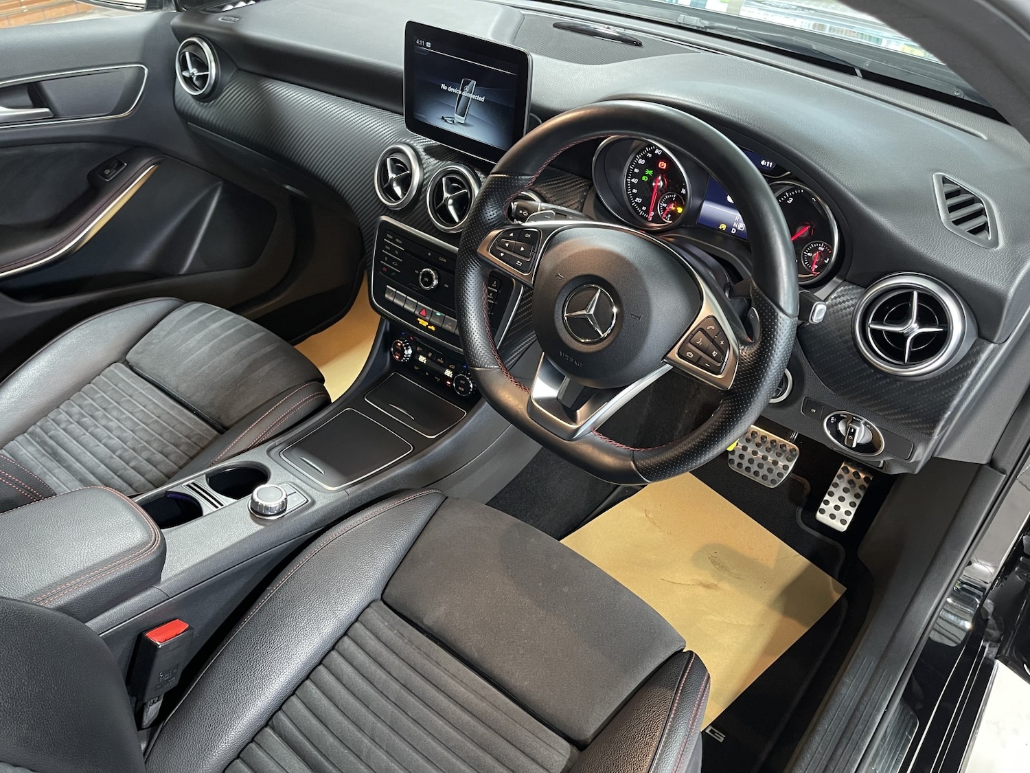 Used Mercedes-Benz A-Class 2016 for sale - 77851371: Photo 11