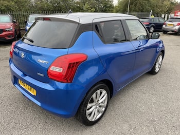 Used Suzuki Swift 2018 for sale - 79676299: Photo