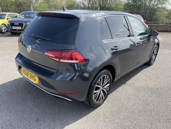 Used Volkswagen Golf 2018 for sale - 78489098: Photo
