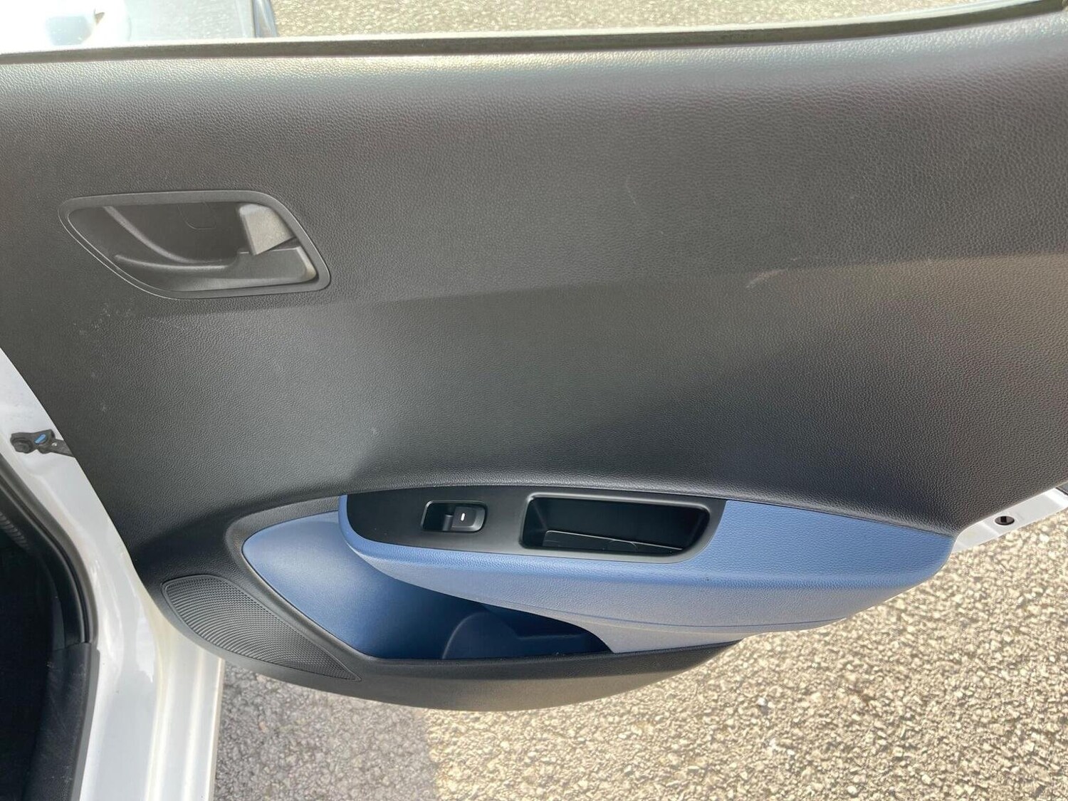 Used Hyundai i10 2015 for sale - 76713047: Photo 14