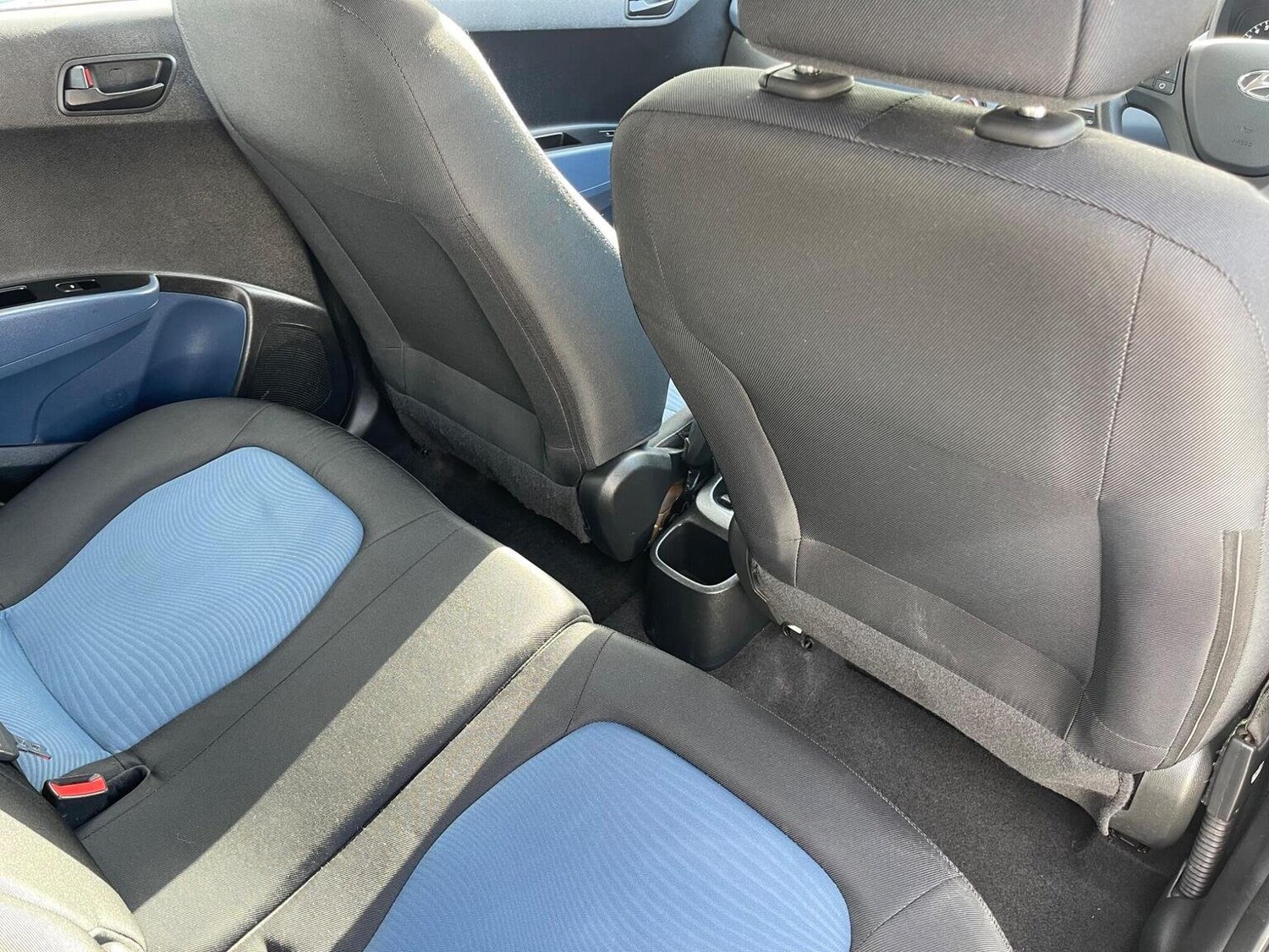 Used Hyundai i10 2015 for sale - 76713047: Photo 15